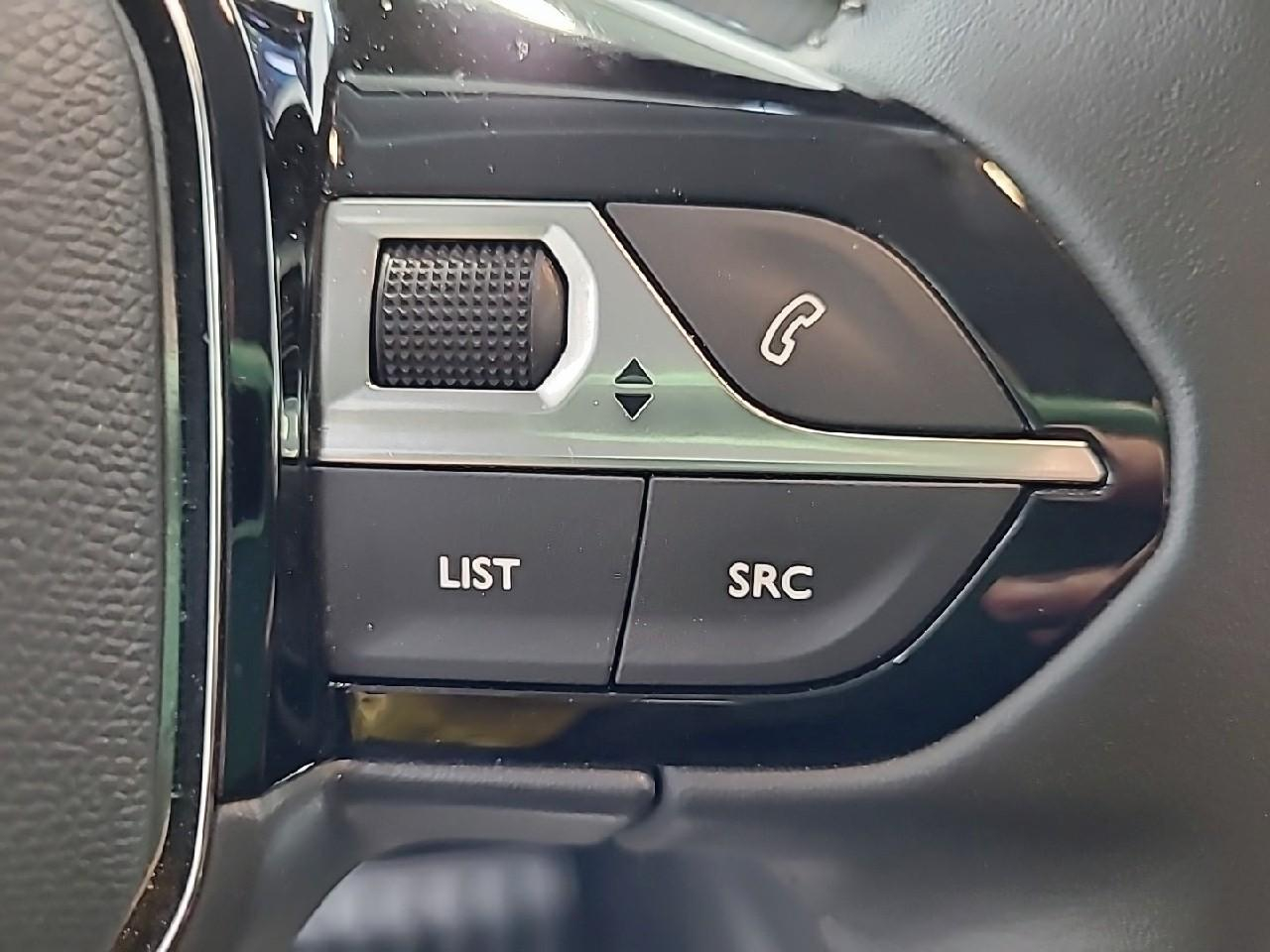 Peugeot 208 electrique 50 kwh 136ch style — photo 21