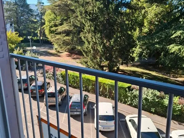 Location f3 campus square le perier