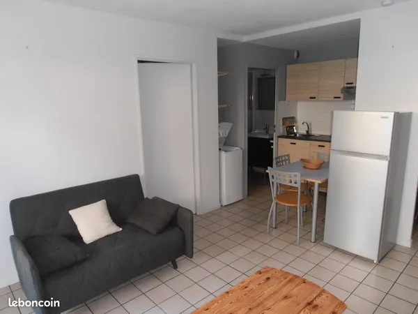 Appartement meublé 2 pièces, 32m² proche commerces et transports
