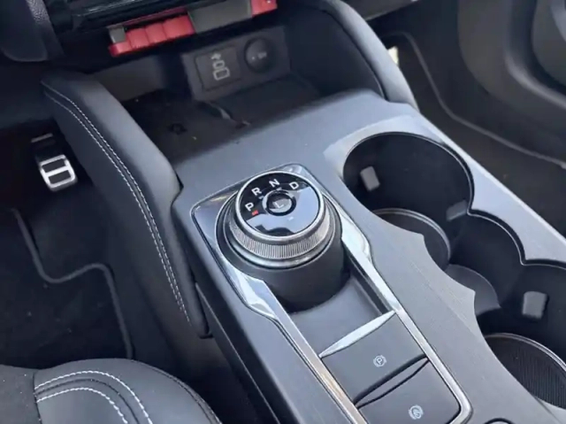 Ford Kuga 2.5 duratec 180ch hybrid flexifuel active x powershift — photo 8