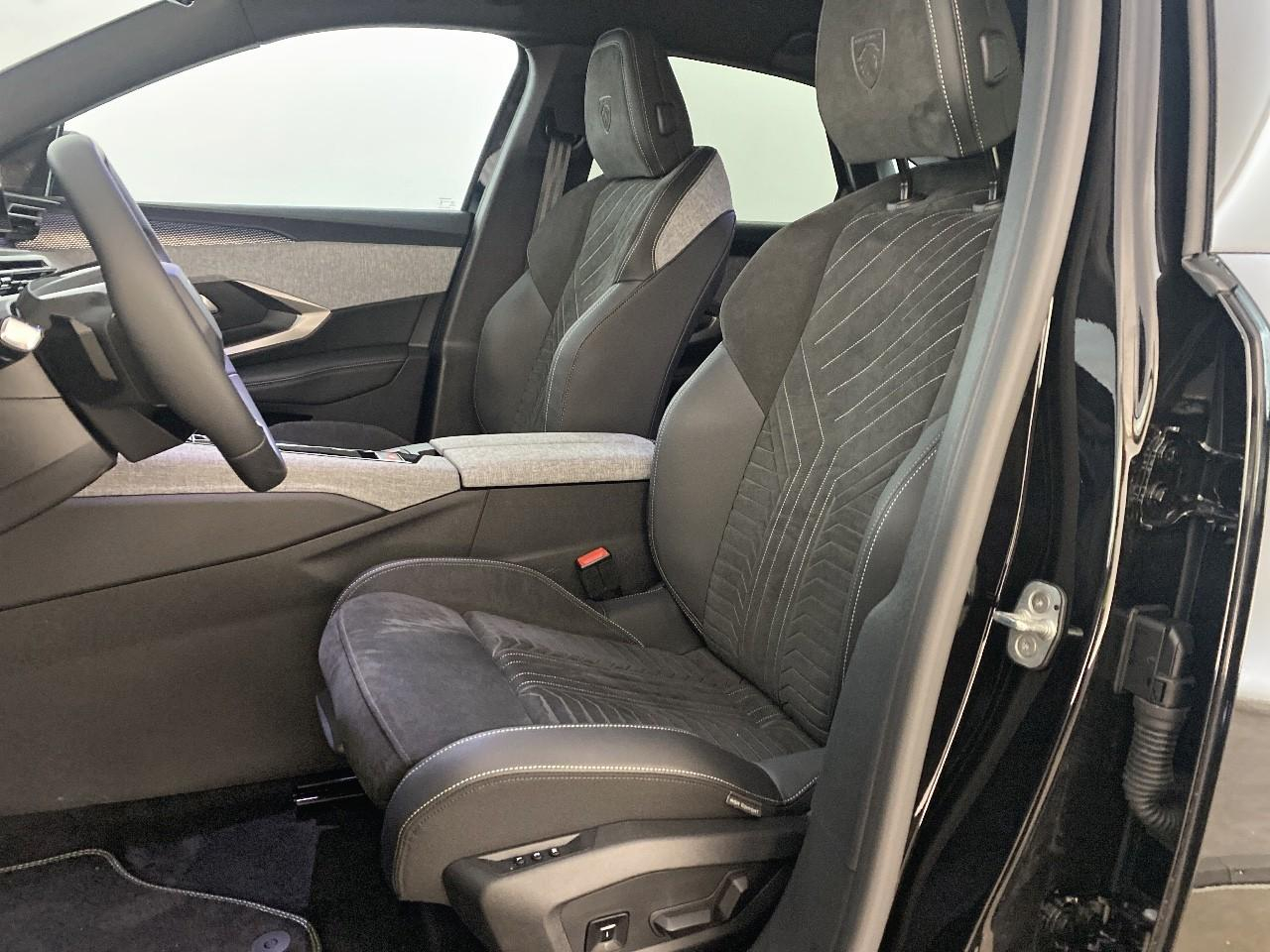 Peugeot 3008 hybrid 145 e-dcs6 gt — photo 9