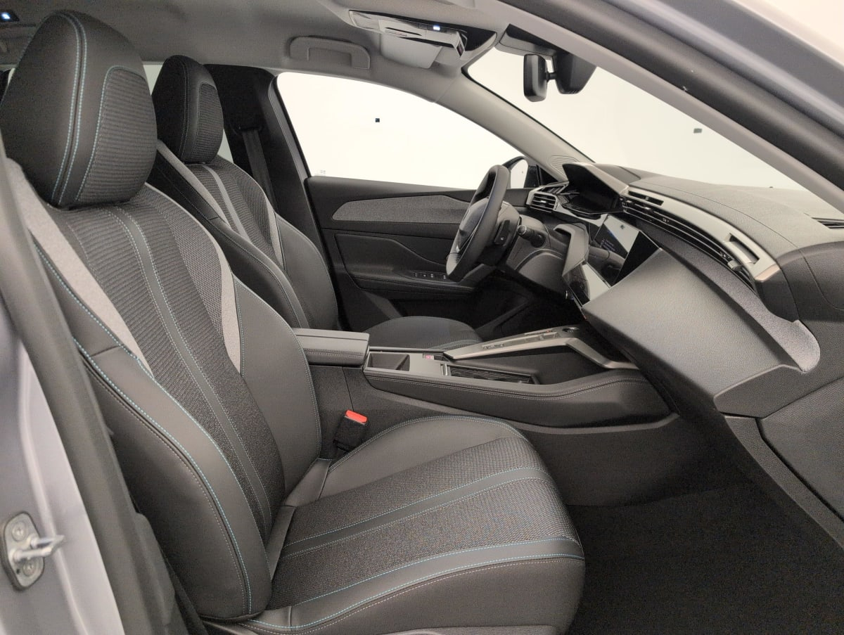 Peugeot 308 SW — photo 9