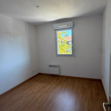 T2 44 m² avec balcon et parking, Langon