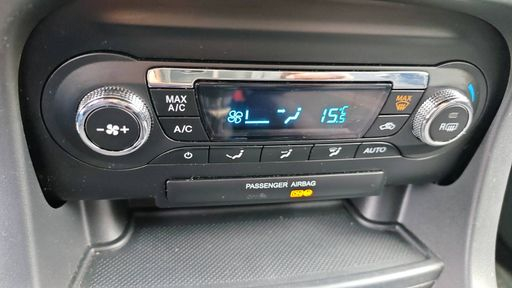 Ford KA+ 1.2 TI-VCT 85 - Active – 2018 – 98647 km – Essence – Boîte Manuelle — photo 10