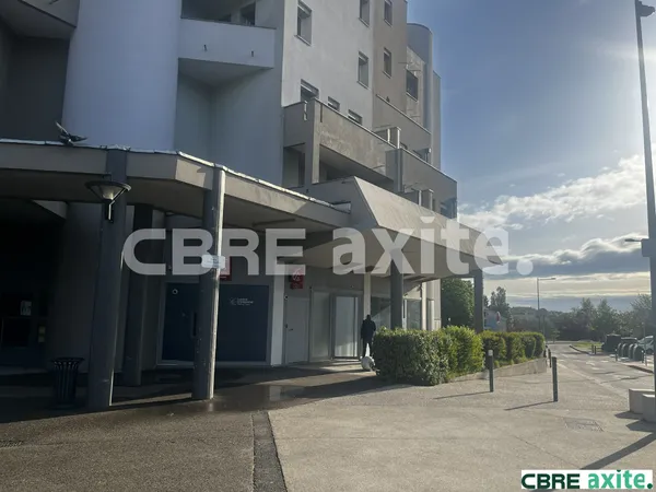 Local commercial 98 m²