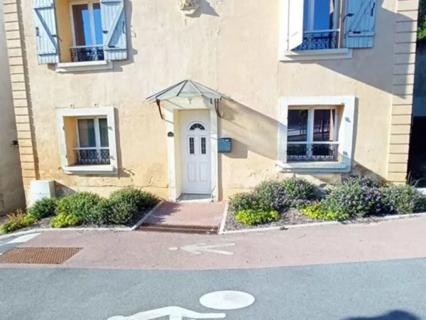 Maison Familiale Non Mitoyenne 110 m² et Jardin avec