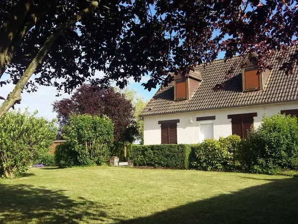 Maison 8 pièces 140 m²