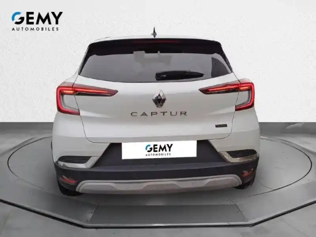 Renault Captur e-tech hybride rechargeable 160 — photo 35