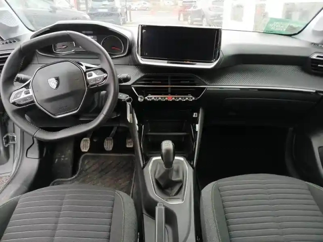 Peugeot 208 puretech 75 s&amp;s bvm5 — photo 32