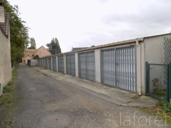 Parking 13 m²
