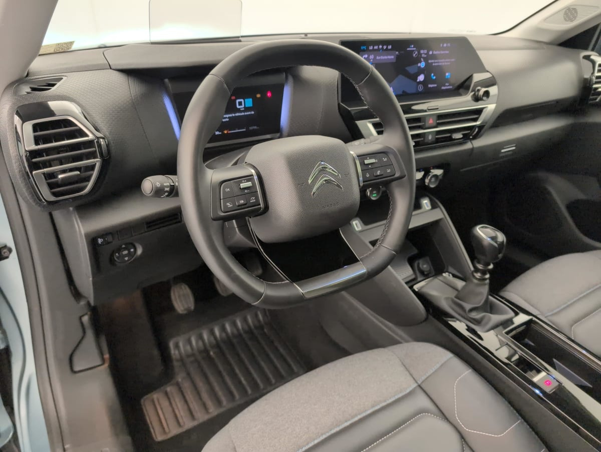 Citroën C4 — photo 15