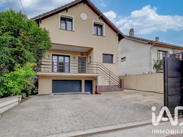 Maison 9 pièces 171 m²