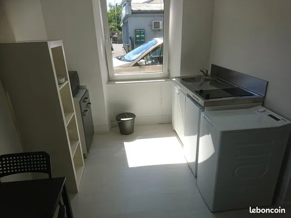 Studio meublé 27m2 toutes charges comprises proche IUT