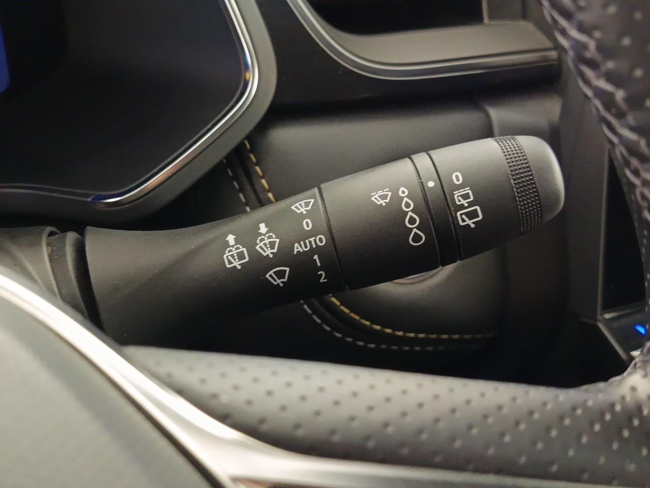 Renault Symbioz e-tech full hybrid 145 iconic — photo 24