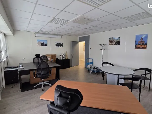 À LOUER - Bureau professionnel 27 m² - Parc de Courtaboeuf, Les Ulis (91)