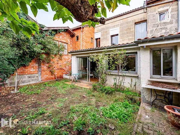 Maison 8 pièces 205 m²