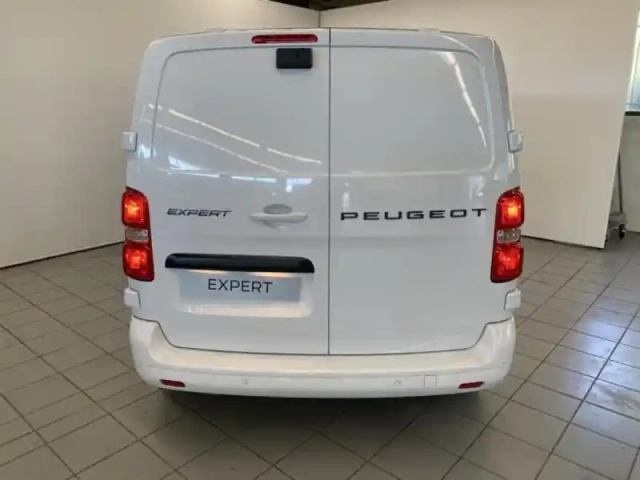 Peugeot Expert fg m 2.2 diesel 180ch tech edition automatique — photo 6