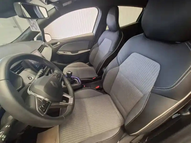 Renault Clio tce 90 ch gsr2 — photo 18