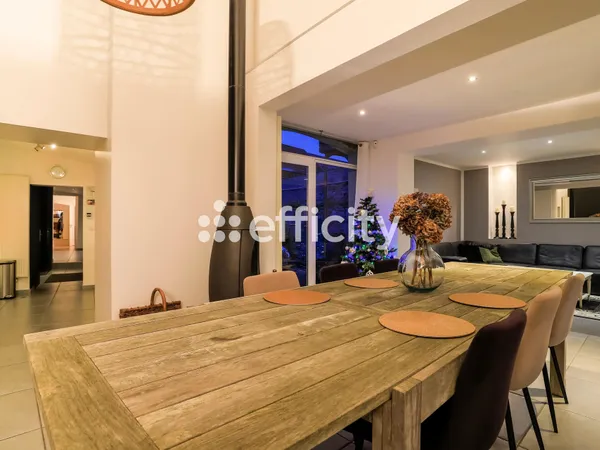 Maison 6 pièces 190 m²