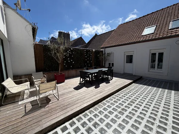 Appartement 8 pièces 217 m²