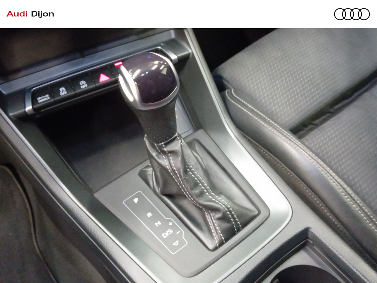 Audi Q3 Sportback 35 TFSI 150 ch S tronic 7 — photo 21