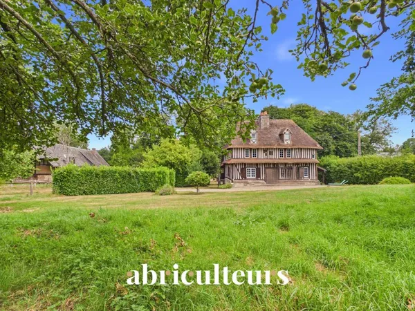Vends maison ancienne - 190 m² - 6 pièces, 5 chambres - Saint-Julien-sur-Calonne 14130
