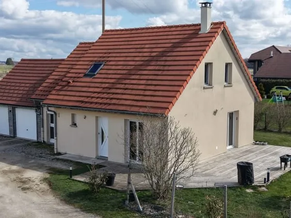 Coup de coeur : Maison Contemporaine entre Calme et Proximité Suisse