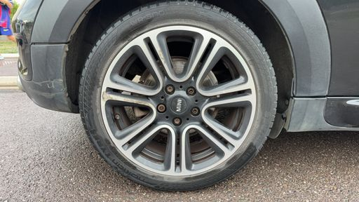 Mini Countryman 1.6 Cooper S 190 ALL4 - Jcw Exterieur – 2015 – 129121 km – Essence – Boîte Manuelle — photo 38