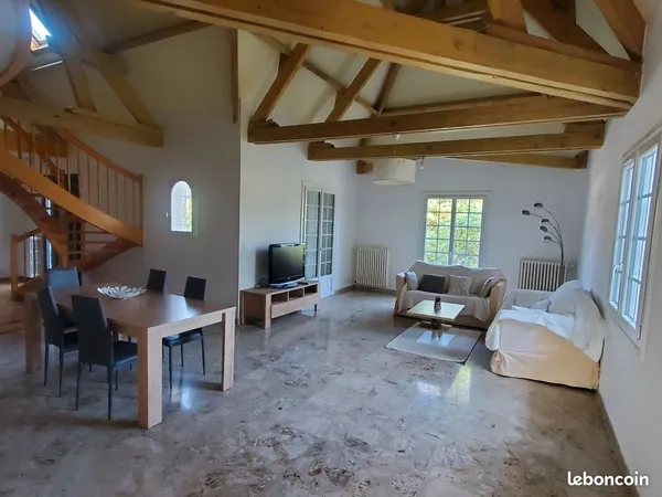 Maison périgourdine idéale grande famille ou profession indépendante