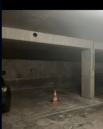 Place de parking sous sol porte de paris