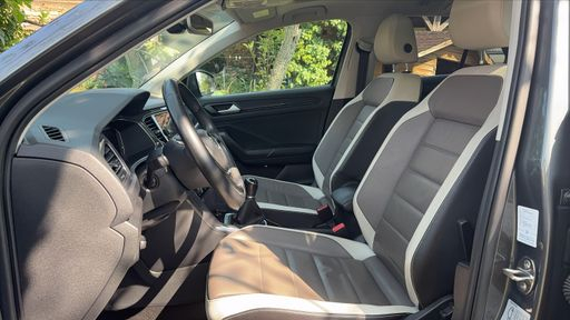 Volkswagen T-Roc 1.5 TSI 150 - Carat Exclusive – 2019 – 130212 km – Essence – Boîte Manuelle — photo 29