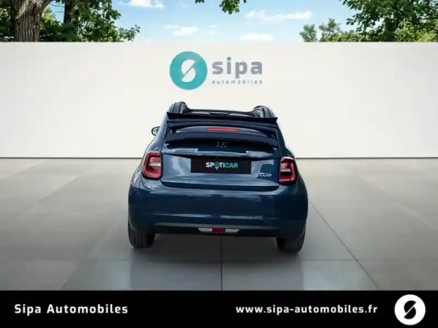 Fiat 500 c e 118 ch — photo 4
