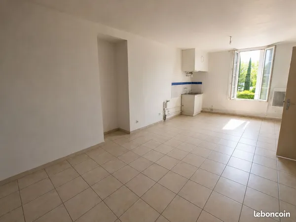 Immeuble 13 pièces 215 m²