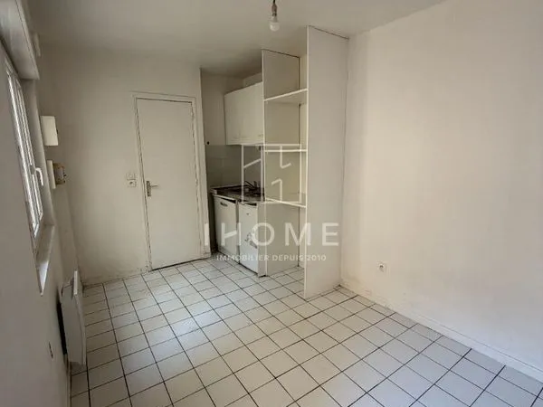 Studio 1 pièce 14 m²