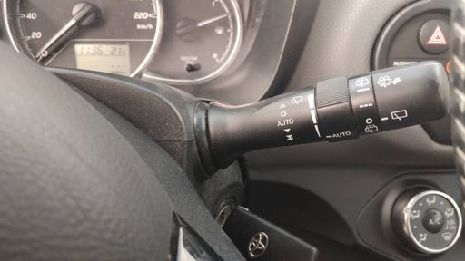 Toyota Yaris 1.0 VVTi 69 - France – 2018 – 101866 km – Essence – Boîte Manuelle — photo 23