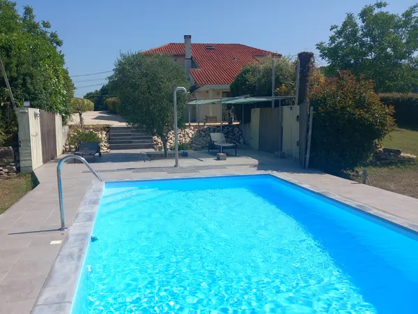MAISON DE CAMPAGNE EN PIERRE