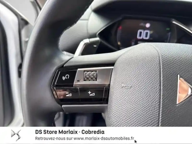 Ds Ds 3 crossback puretech 130ch toit de paris automatique 135g — photo 13