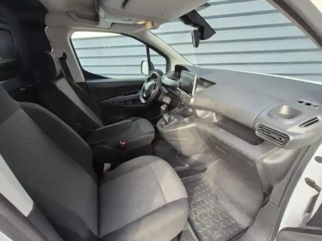 Peugeot Partner standard 1.6 bluehdi 100ch premium — photo 27