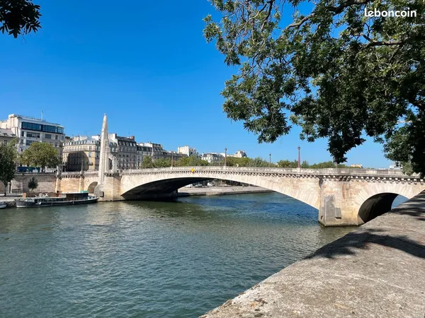 Studio ILE SAINT LOUIS PARIS 75004