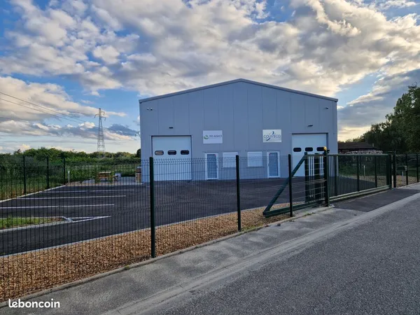 Location de bureau avec hangar et hall de stockage entrepôt à Gerstheim ZA du Ried
