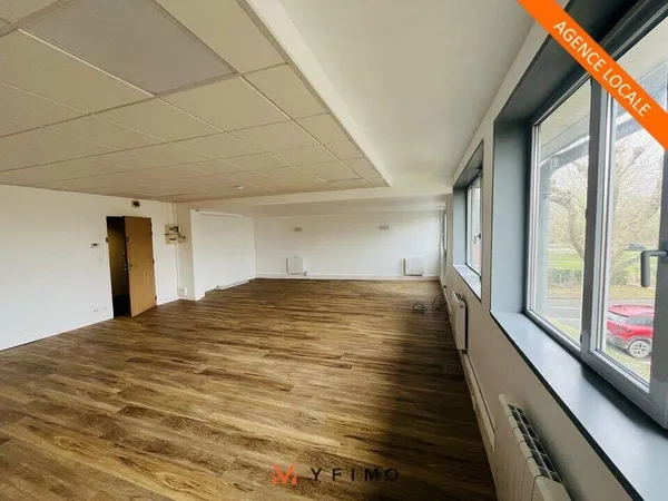 Bureaux 67 m²