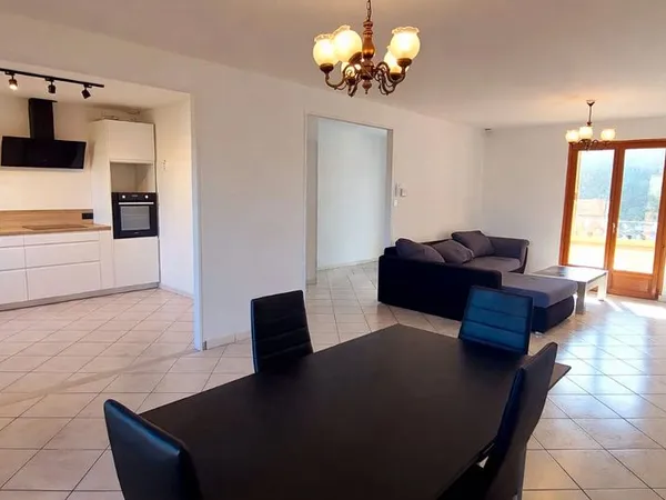 Maison 6 pièces 102 m²