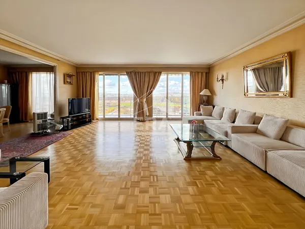 Appartement 4 pièces 138 m²