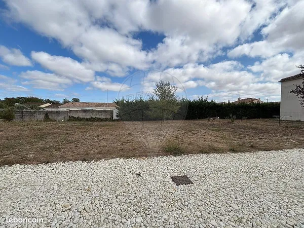 Terrain 445 m² Le Chay
