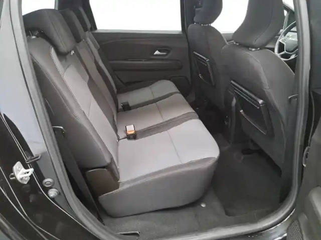 Dacia Jogger tce 110 7 places gsr2 — photo 22