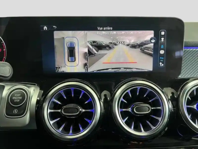 Mercedes Glb 200 d amg line — photo 14