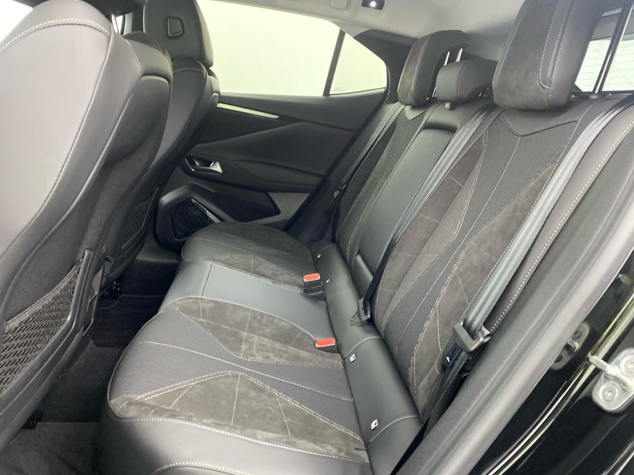Ds Ds 4 bluehdi 130 eat8 etoile - alcantara — photo 10