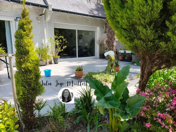 Maison 8 pièces 249 m²