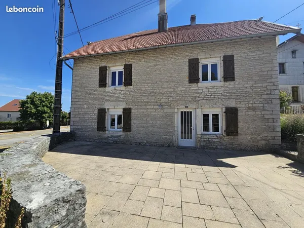 Maison 5 pièces 140 m²