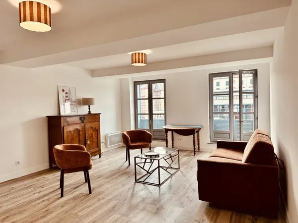 Location superbe T2 meublé étudiant coeur de ville Bayonne